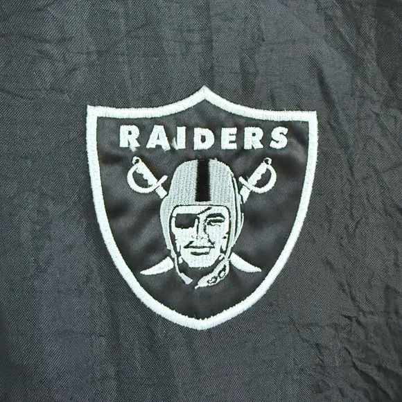 Oakland Raiders Starter 1/4 Zip Jacket - Picture 4 of 13